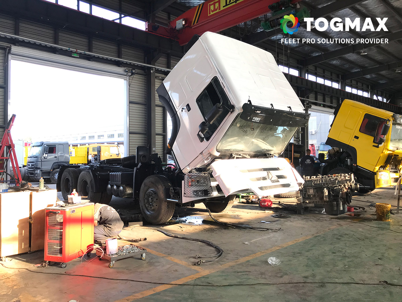 Togmax Group China Sinotruk Howo Shacman Secondhand Used Tractors Trucks Factory Workshop